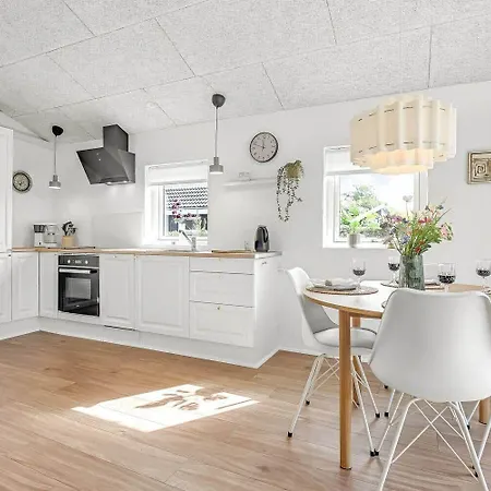 C11789-hemmet-bork-hytteby-162 Feriehus *